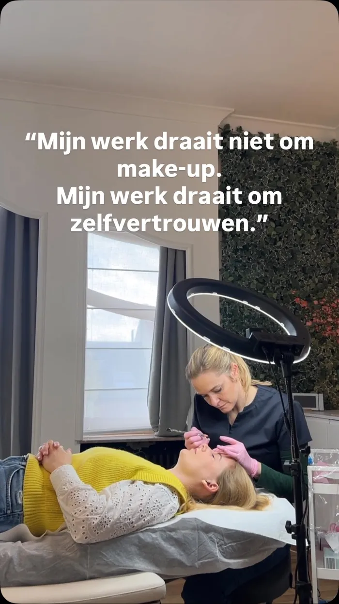 Recent werk van PMU Clinic op Instagram